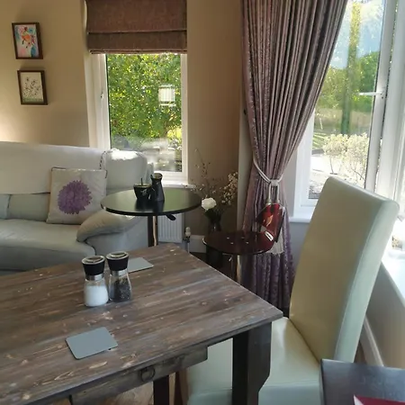 Nocleg ze śniadaniem Canaima House 3*